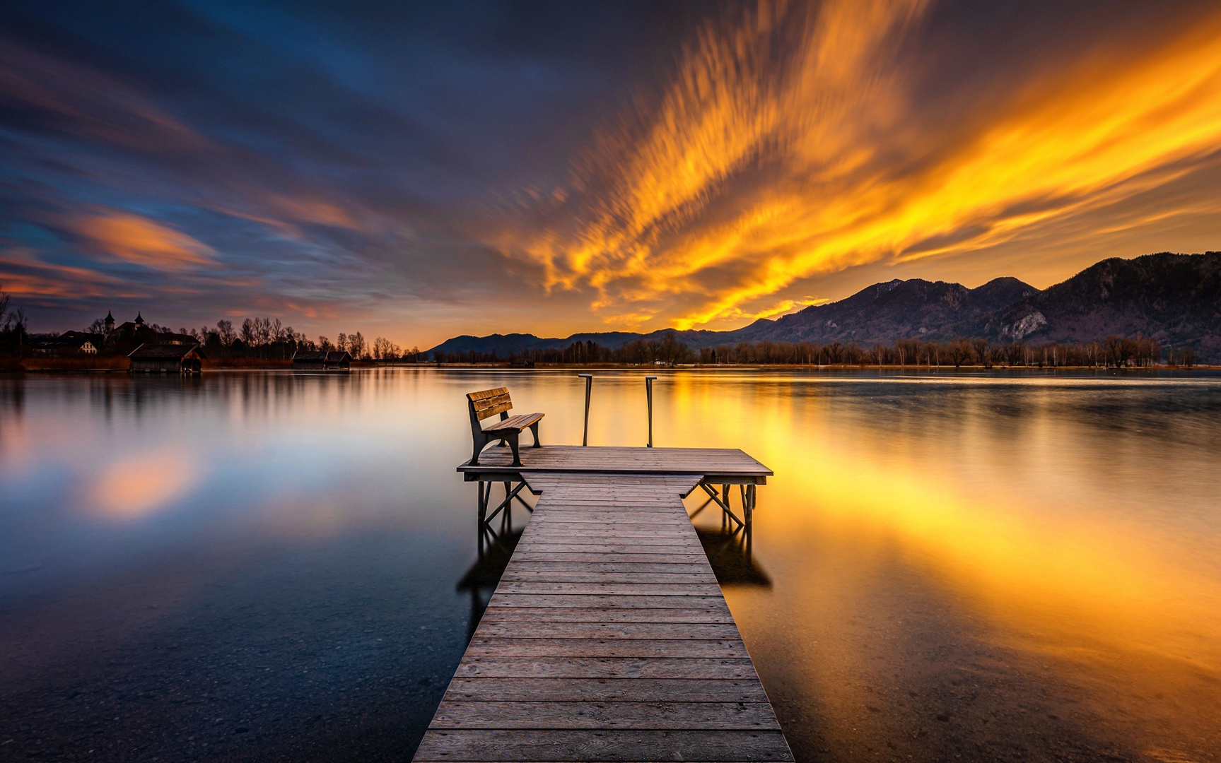 Sonnenaufgang am Kochelsee