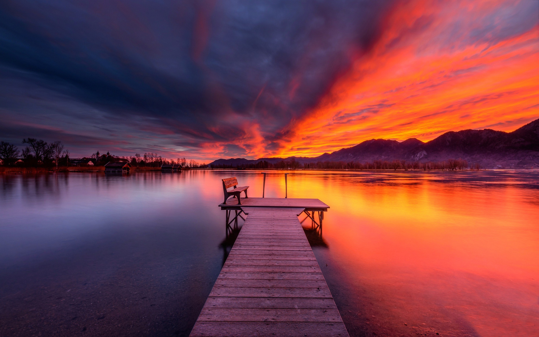 Sonnenaufgang am Kochelsee