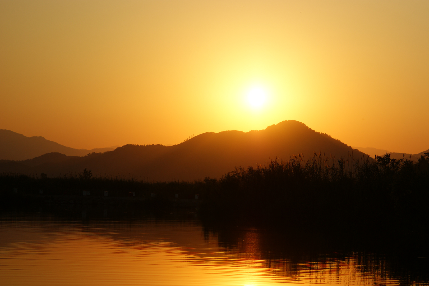 Sonnenaufgang am Köycegiz-See