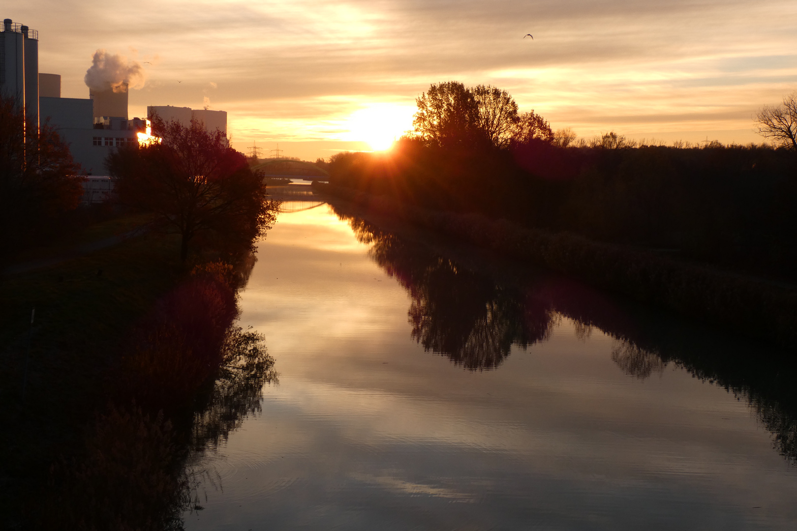 Sonnenaufgang am Kohlehafen Hamm