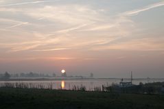 Sonnenaufgang am Lauwersmeer