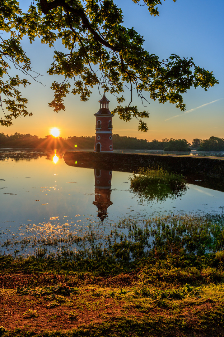 Sonnenaufgang am Leuchtturm Moritzburg 