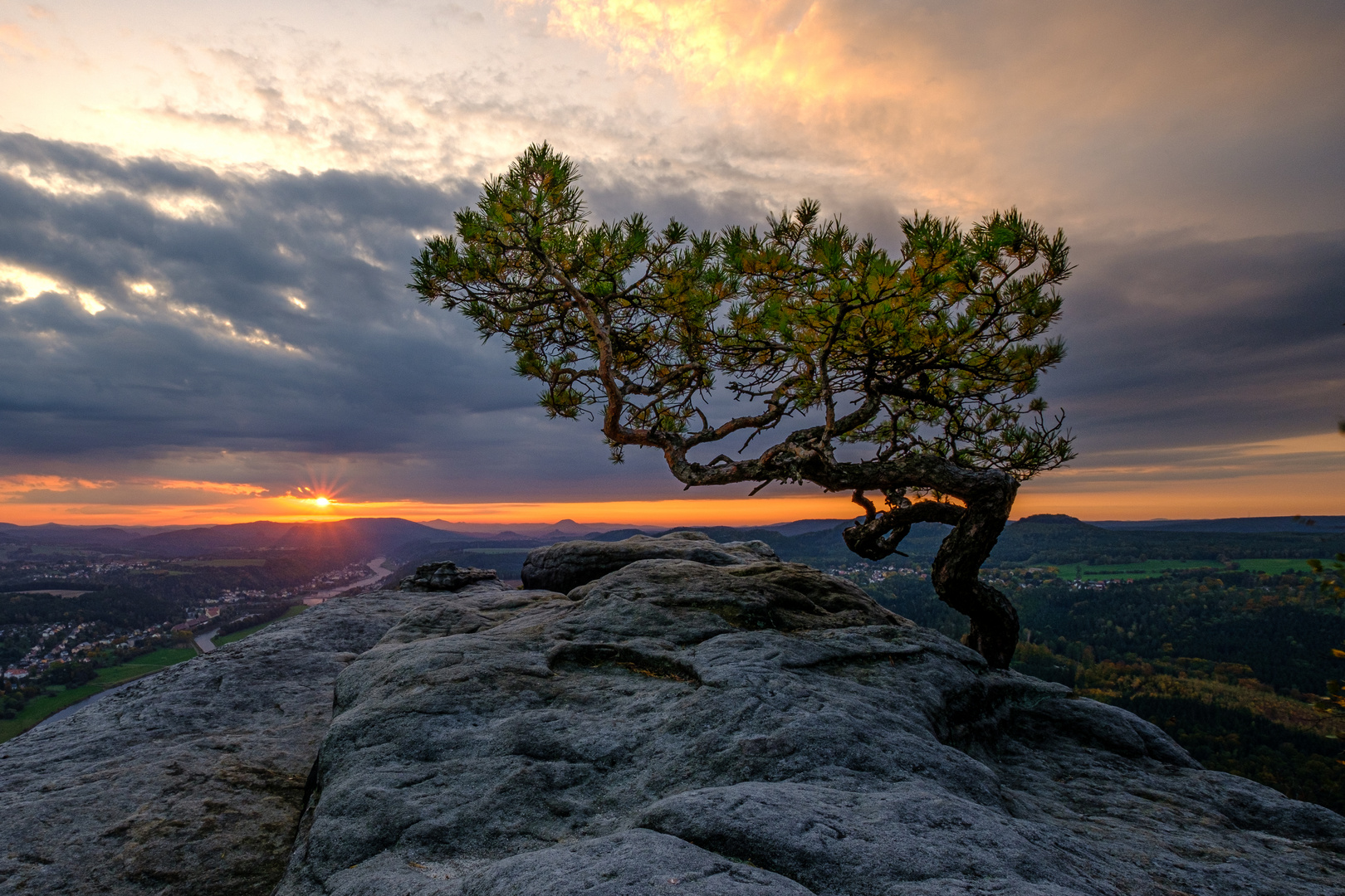 Sonnenaufgang am Lilienstein