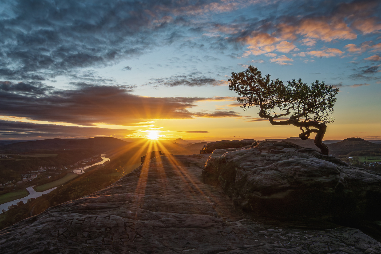 Sonnenaufgang am Lilienstein