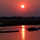 Sonnenaufgang am Luangwe River - Sambia