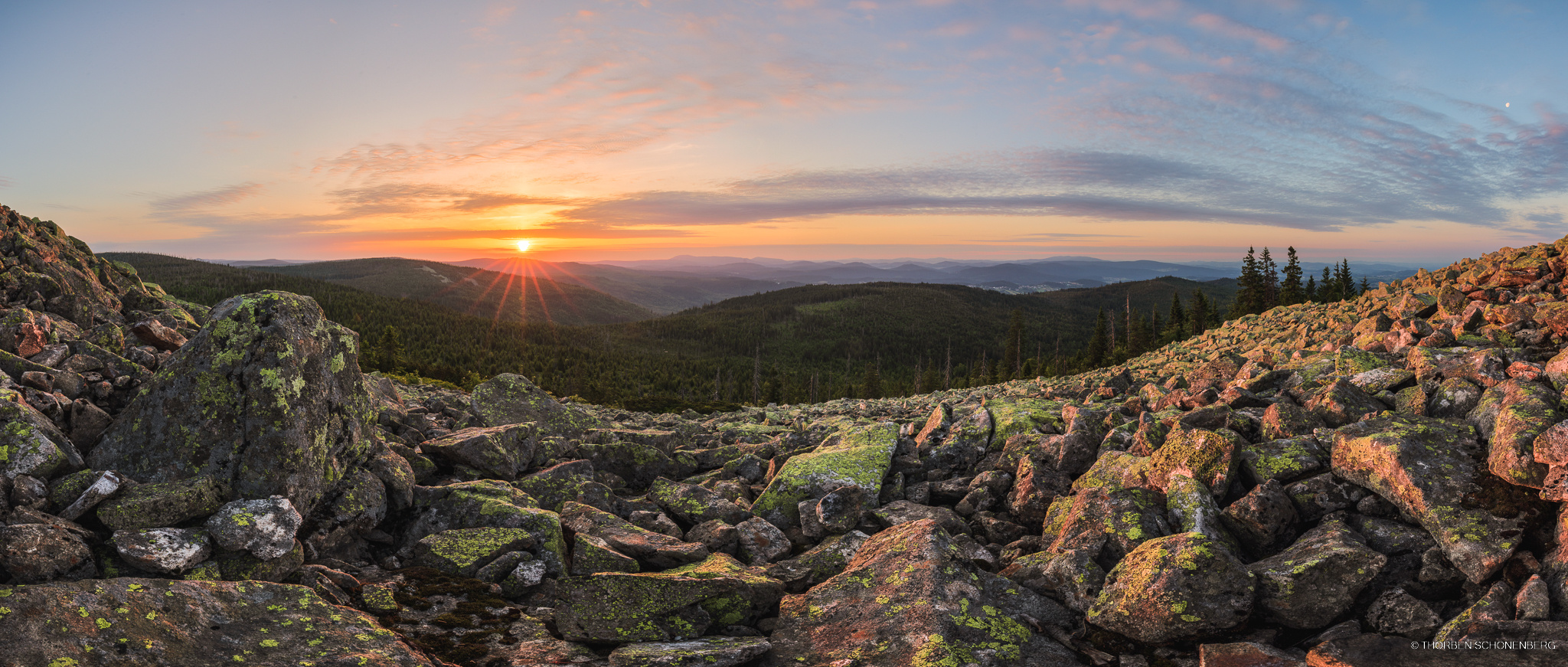 Sonnenaufgang am Lusen