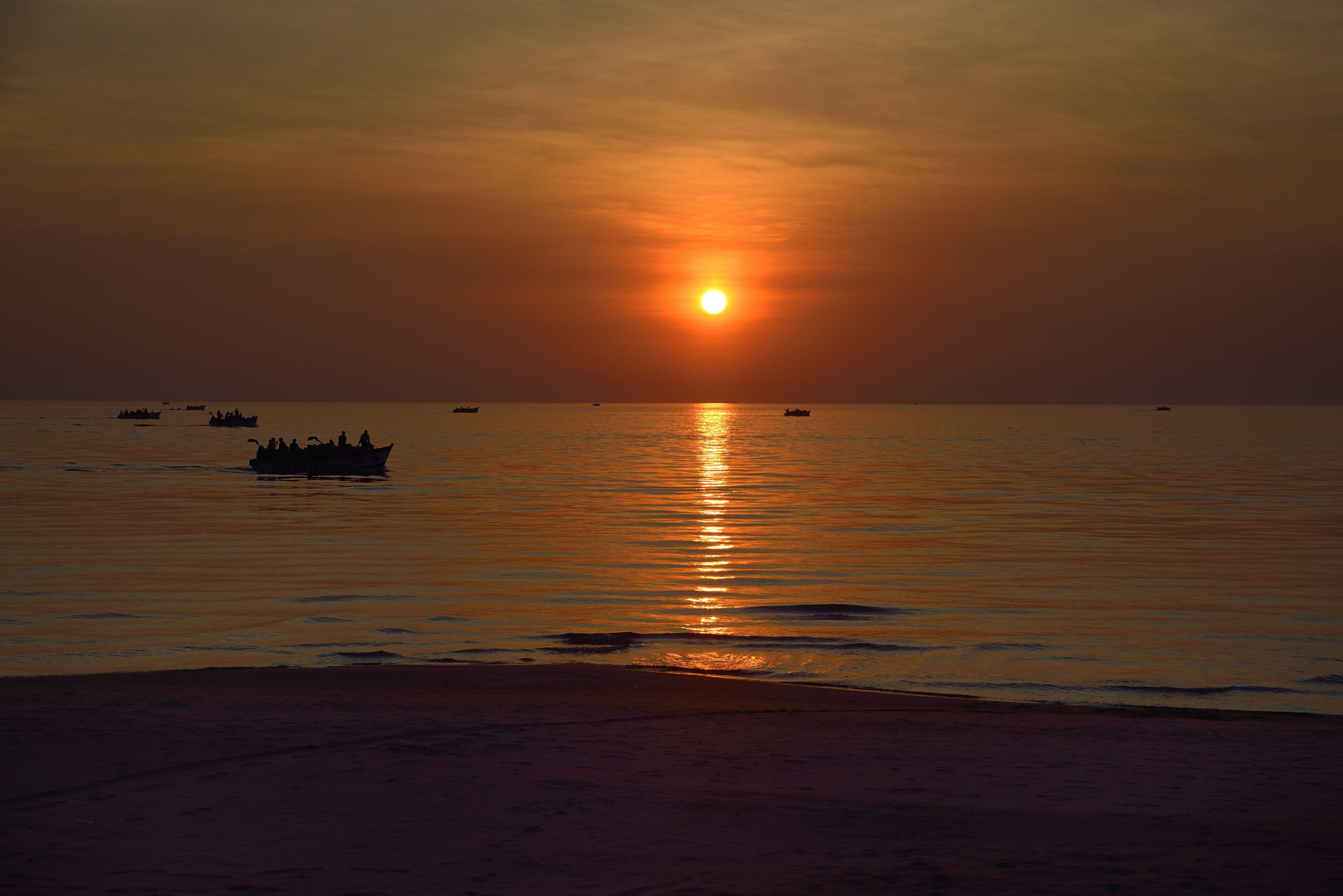 Sonnenaufgang am Malawisee