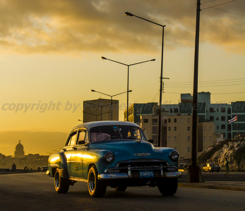 Sonnenaufgang am Malecon Havana