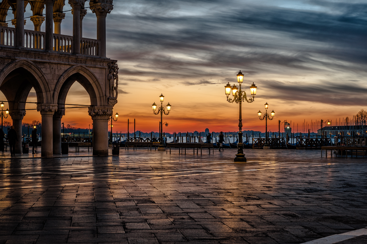 Sonnenaufgang am Marcusplatz