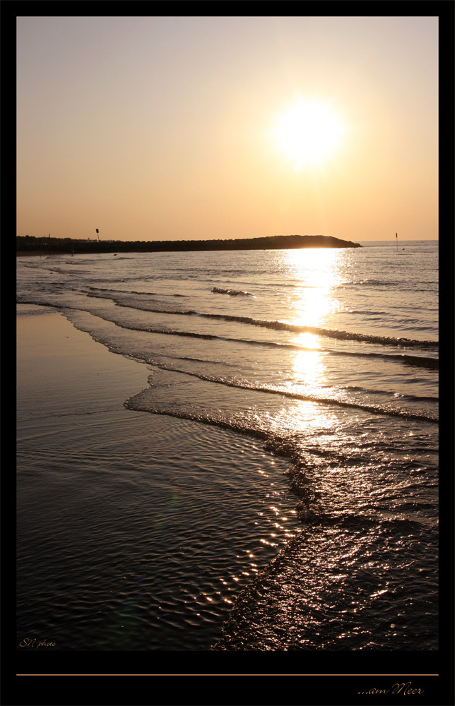 Sonnenaufgang am Meer