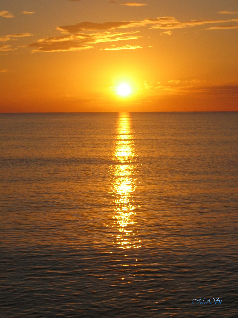 Sonnenaufgang am Meer