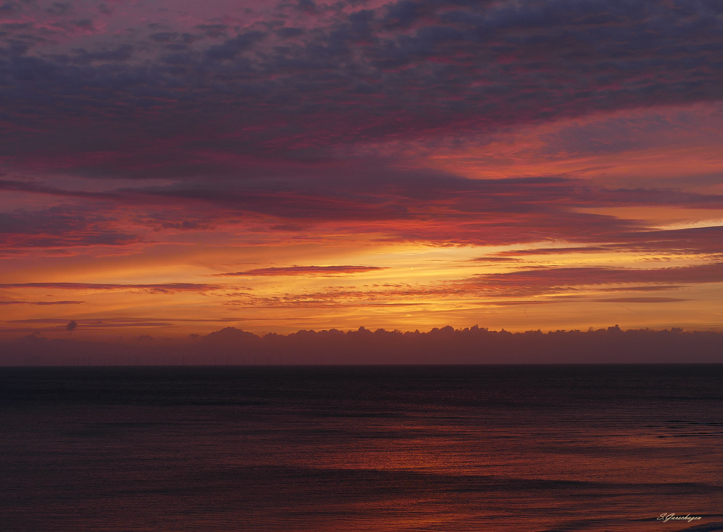 Sonnenaufgang am Meer