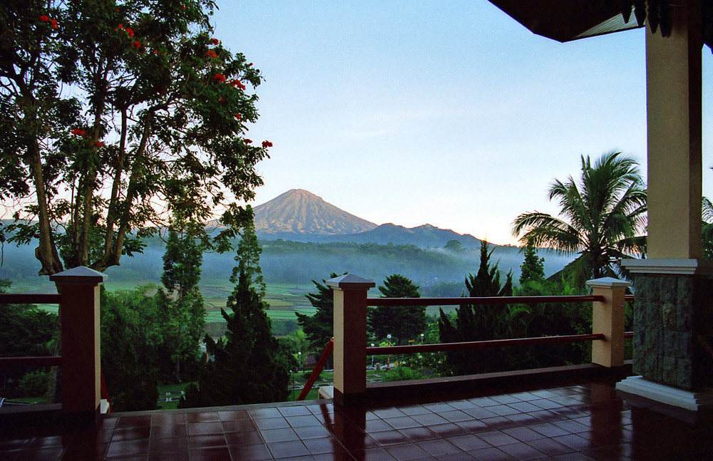 Sonnenaufgang am Merapi