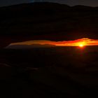 Sonnenaufgang am Mesa Arch