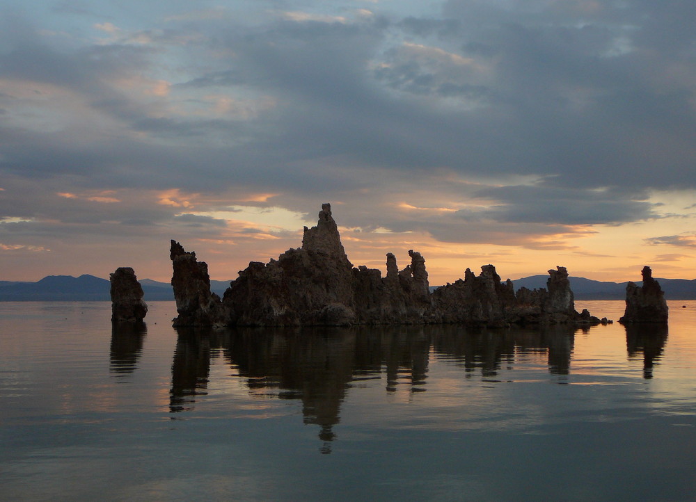 Sonnenaufgang am Mono Lake