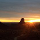 Sonnenaufgang am Monument Valley