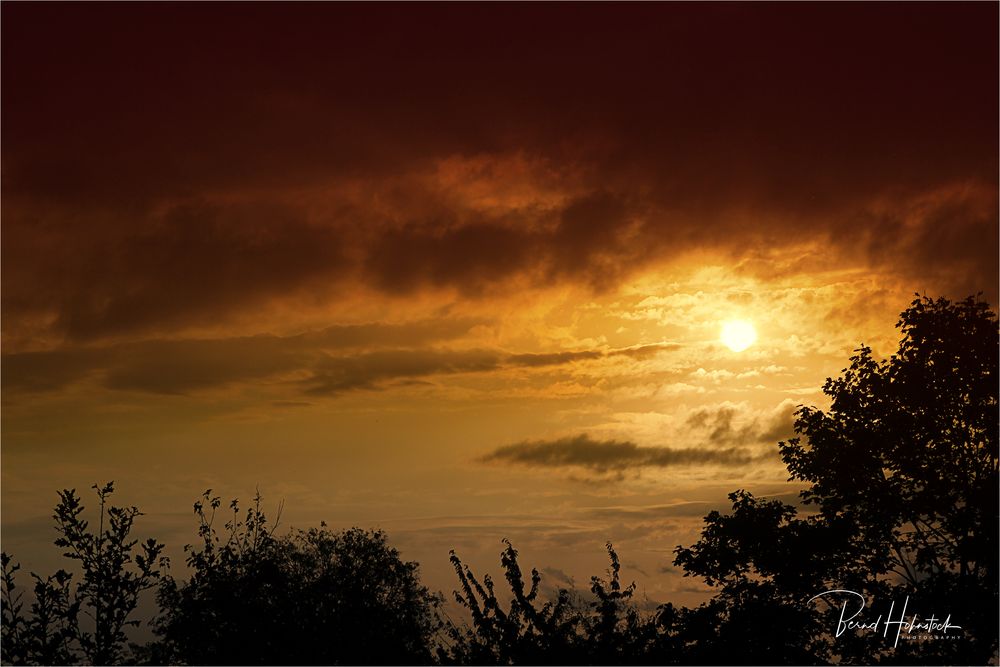 Sonnenaufgang am Niederrhein ....