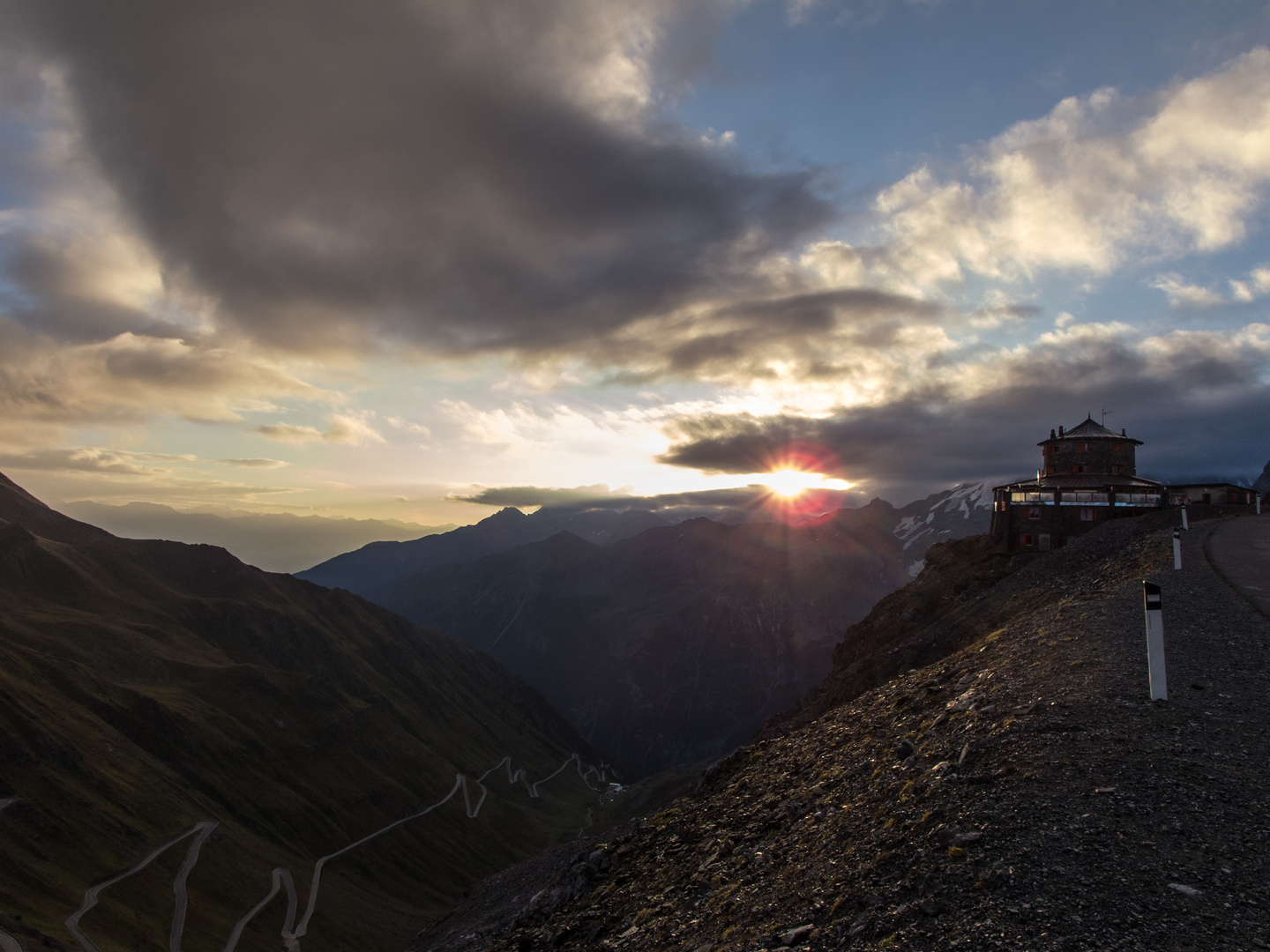 Sonnenaufgang am Ortler/Stilfser Joch