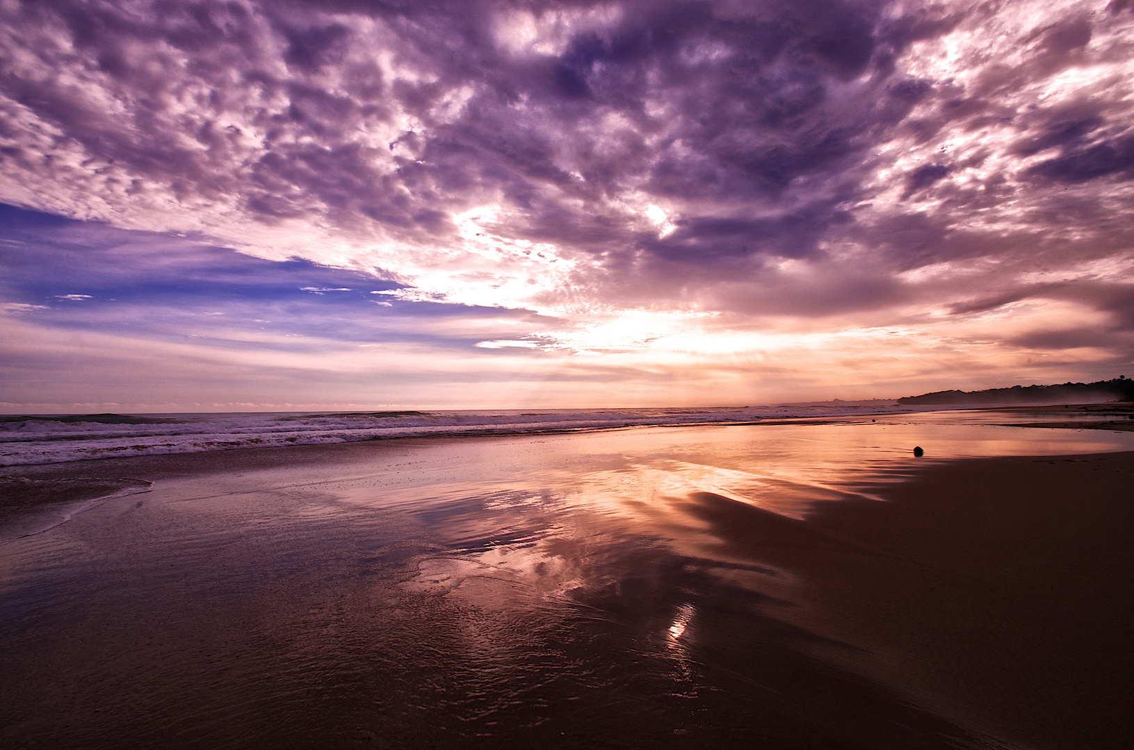 Sonnenaufgang am Playa Cocles