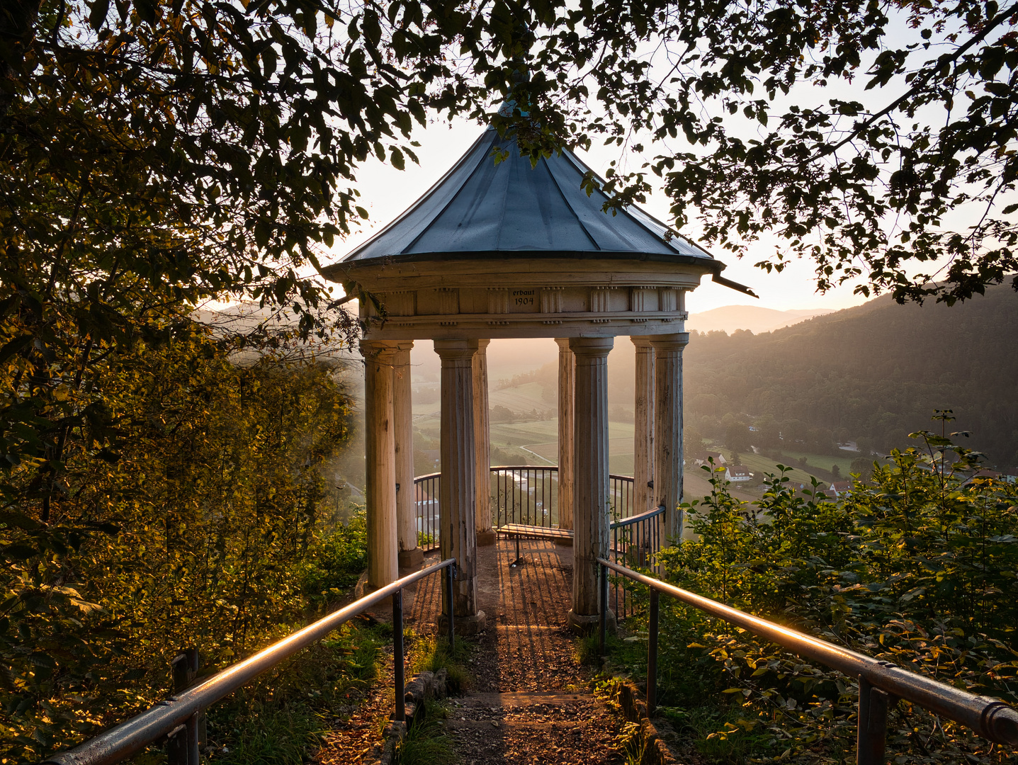 Sonnenaufgang am Prinz-Rupprecht-Pavillon, Streitberg