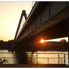 Sonnenaufgang am Rhein