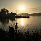 Sonnenaufgang am Rhein