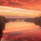 Sonnenaufgang am Rhein