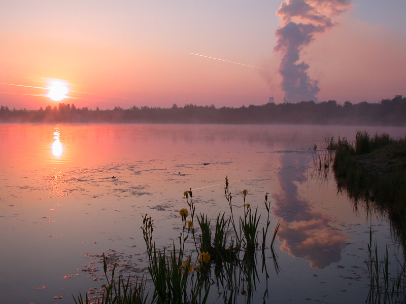 Sonnenaufgang am See 2