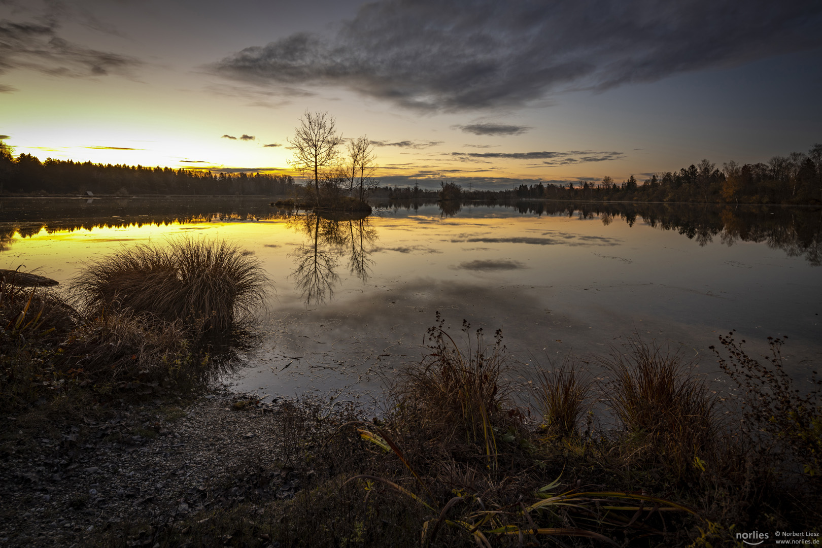 Sonnenaufgang am See