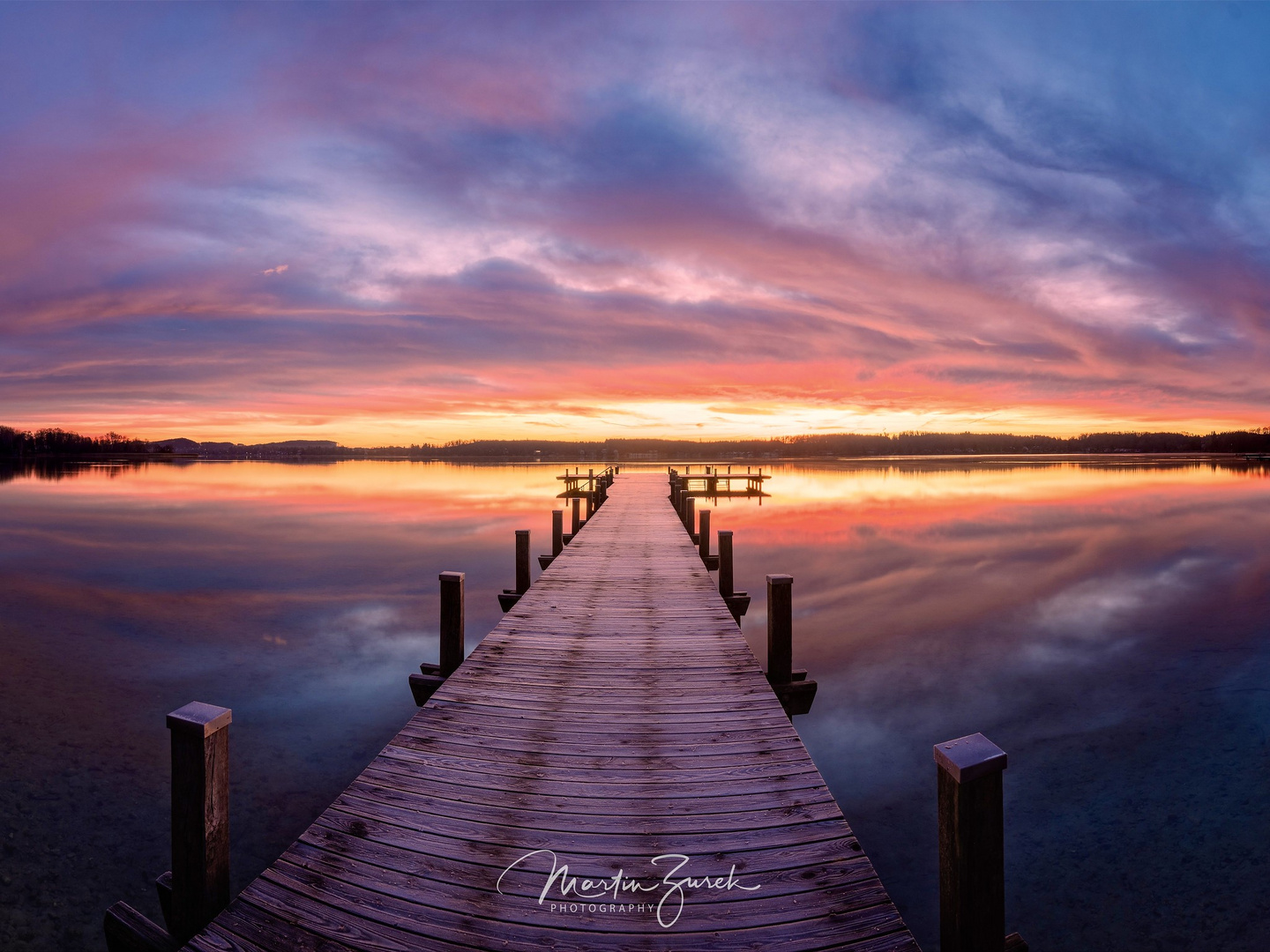 Sonnenaufgang am See