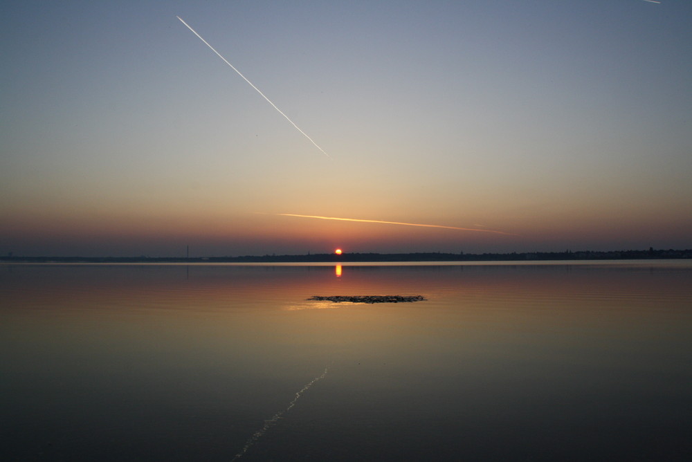 Sonnenaufgang am See