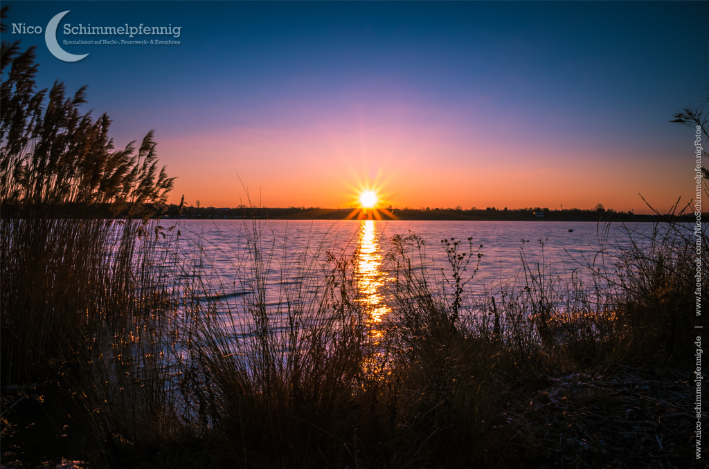 Sonnenaufgang am See