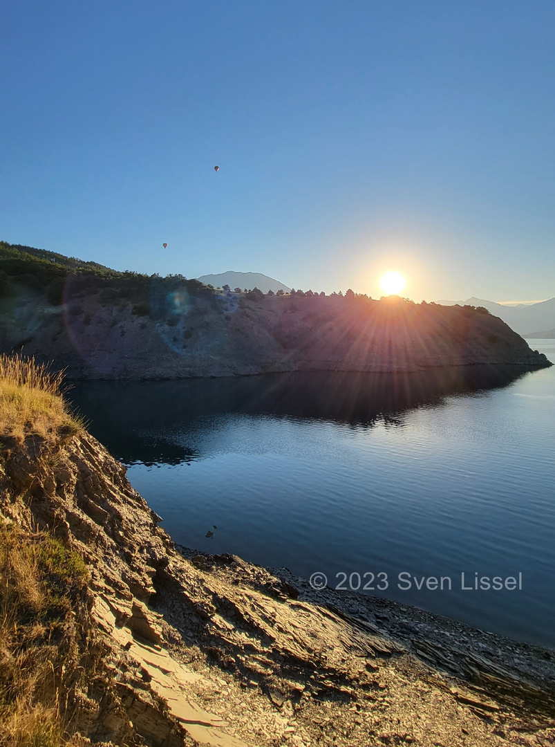 Sonnenaufgang am See