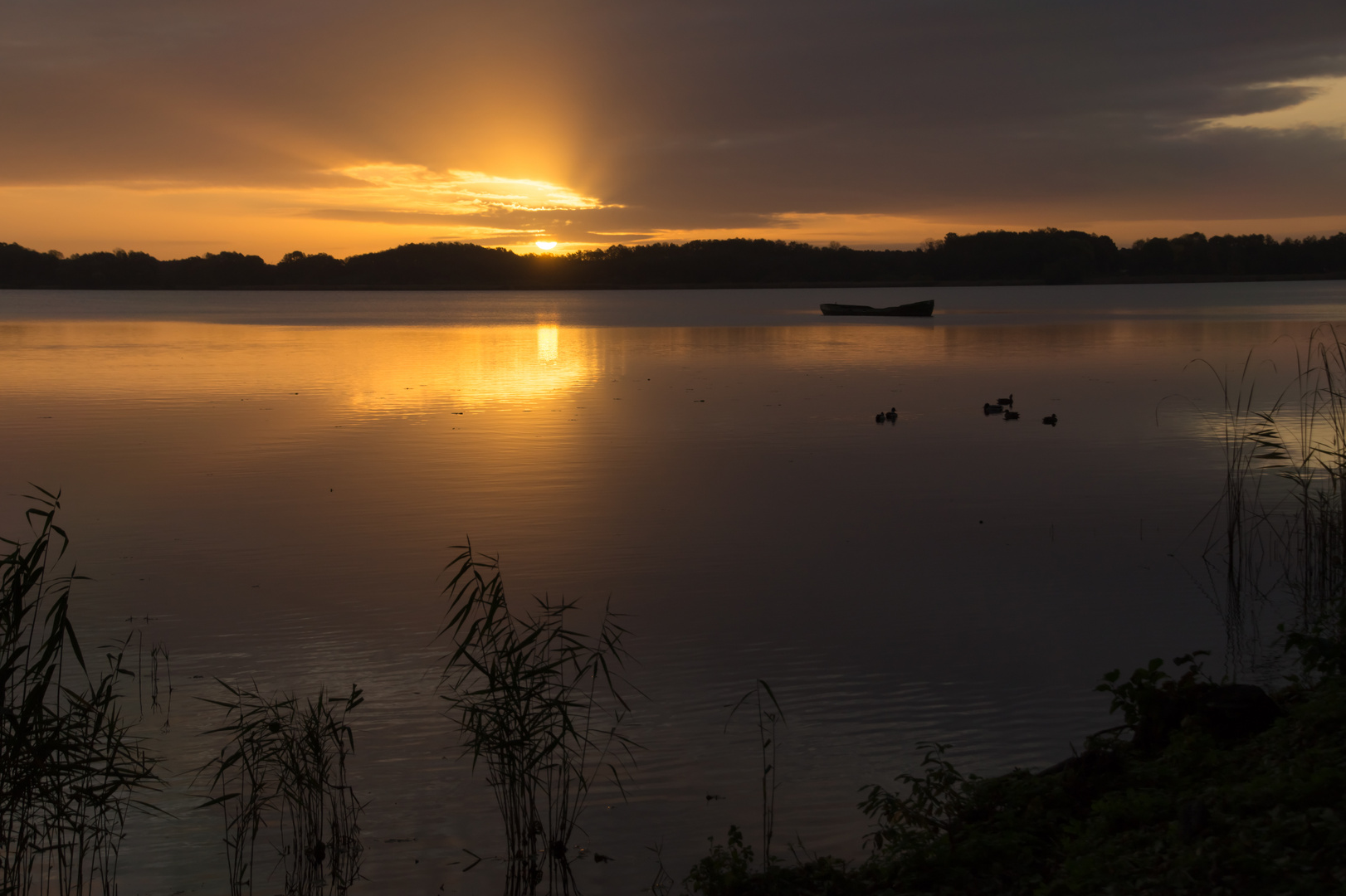 Sonnenaufgang am See