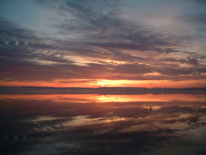 Sonnenaufgang am See