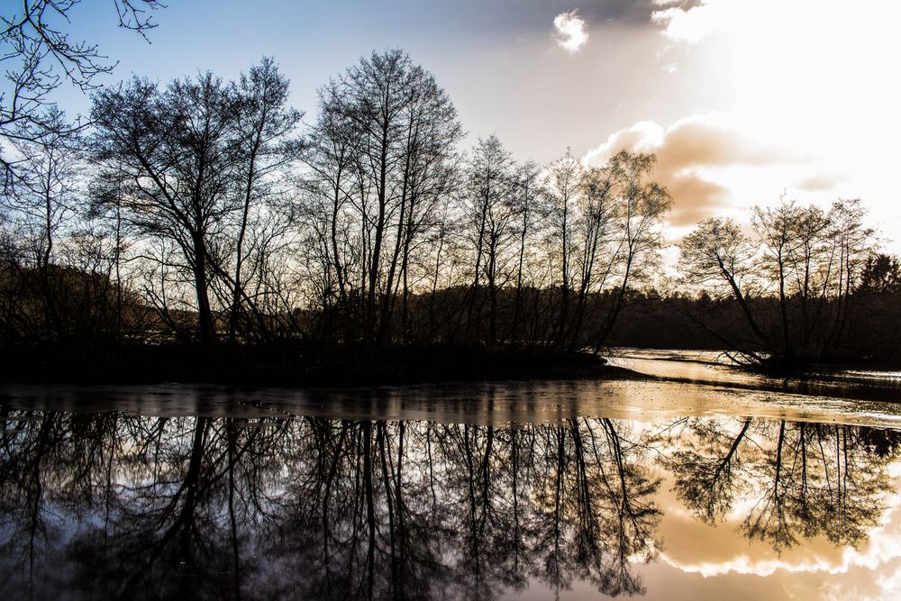 Sonnenaufgang am See