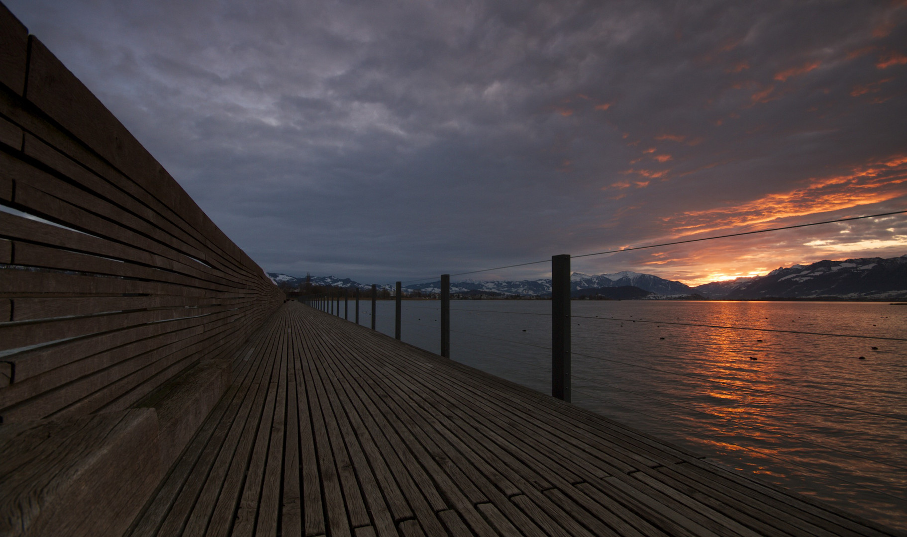 Sonnenaufgang am Seedamm