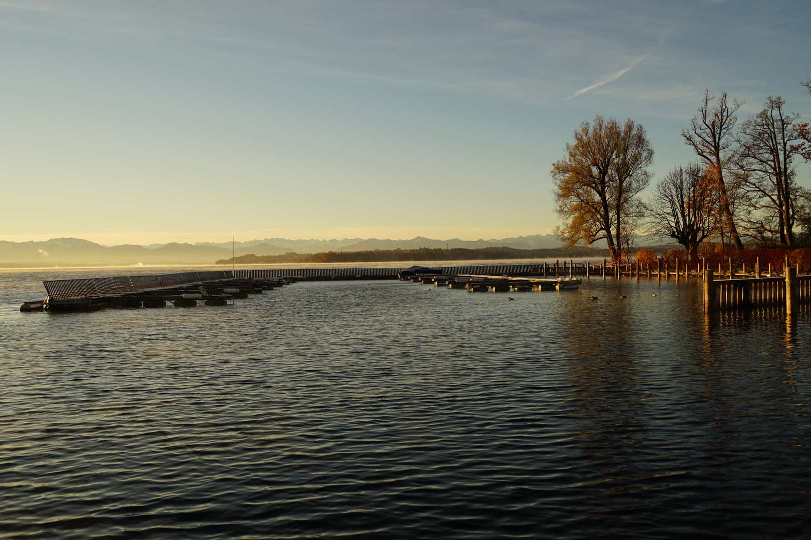 Sonnenaufgang am Starnbergersee