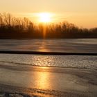 Sonnenaufgang am Stausee 