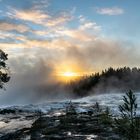 Sonnenaufgang am Storforsen