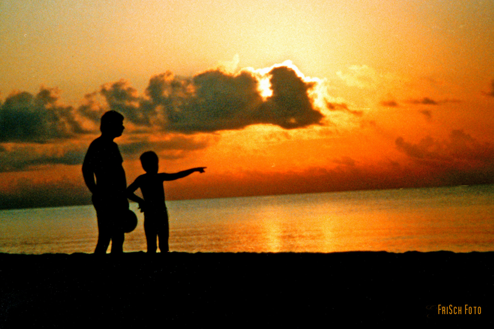 Sonnenaufgang am Strand Aug. 1981