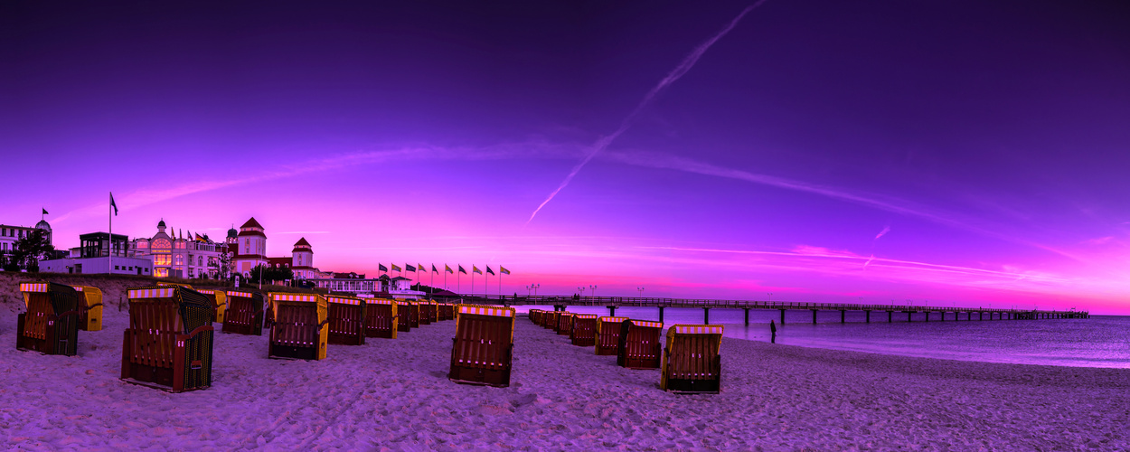 Sonnenaufgang am Strand