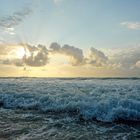 Sonnenaufgang am Strand in Kenia