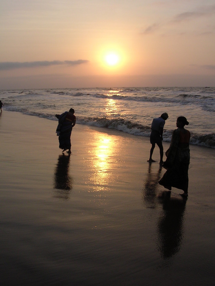 Sonnenaufgang am Strand von Puri