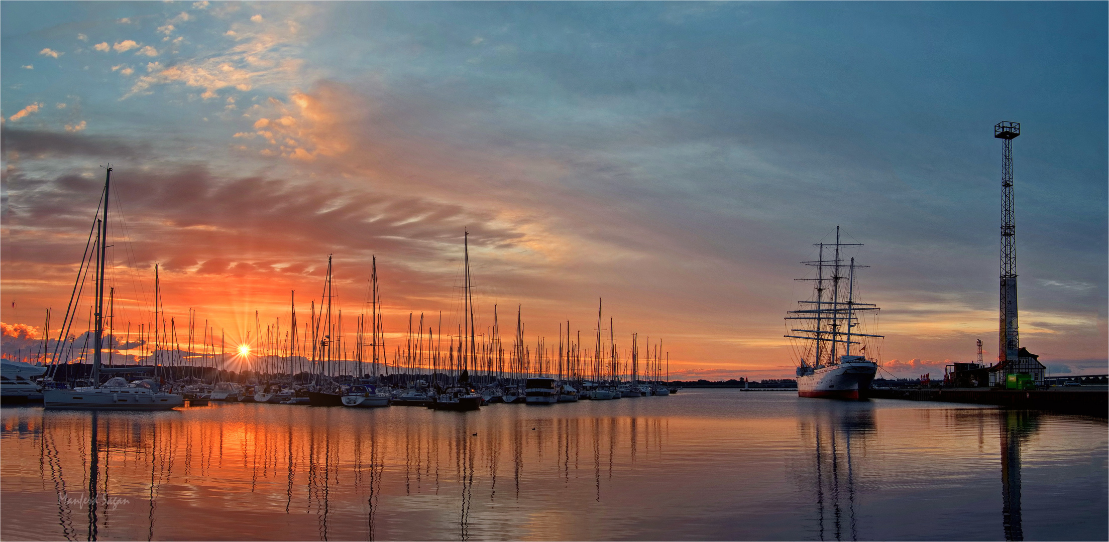 Sonnenaufgang am Strelasund