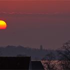 Sonnenaufgang am Strelasund... (Balkonfoto) 