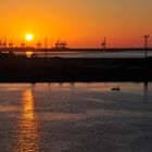 Sonnenaufgang am Suez Kanal