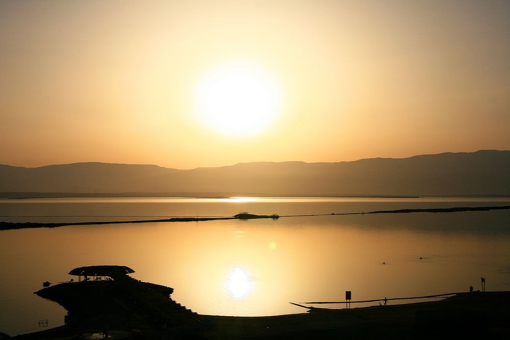 Sonnenaufgang am Toten Meer