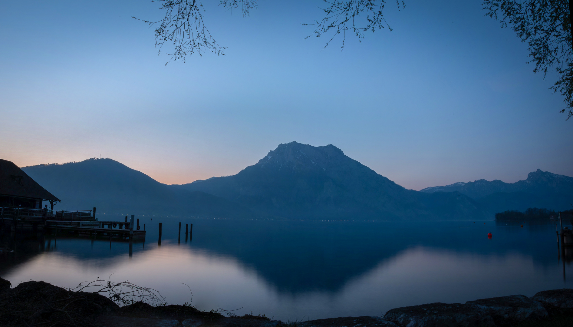 Sonnenaufgang am Traunsee