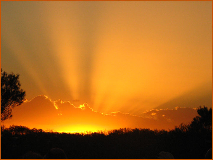 Sonnenaufgang am Uluru 3 reload